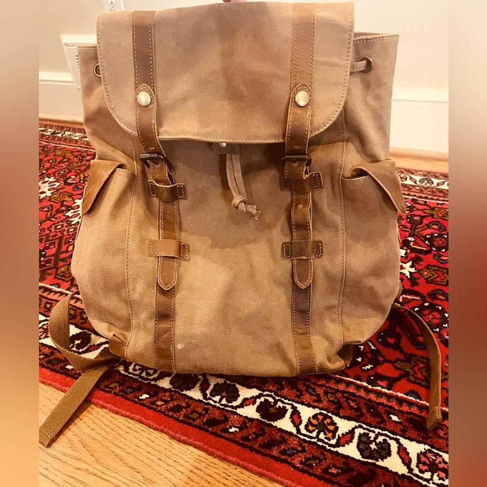 Guang Tong Canvas Backpack